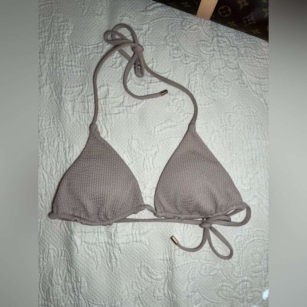 Monday swimwear bikini top